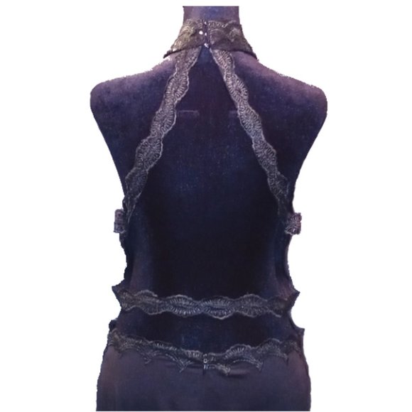 Strapless Opened Back Wedding Dress - Picture 3 of 10